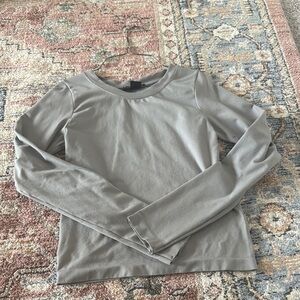 Women's Gray Long Sleeve Top
